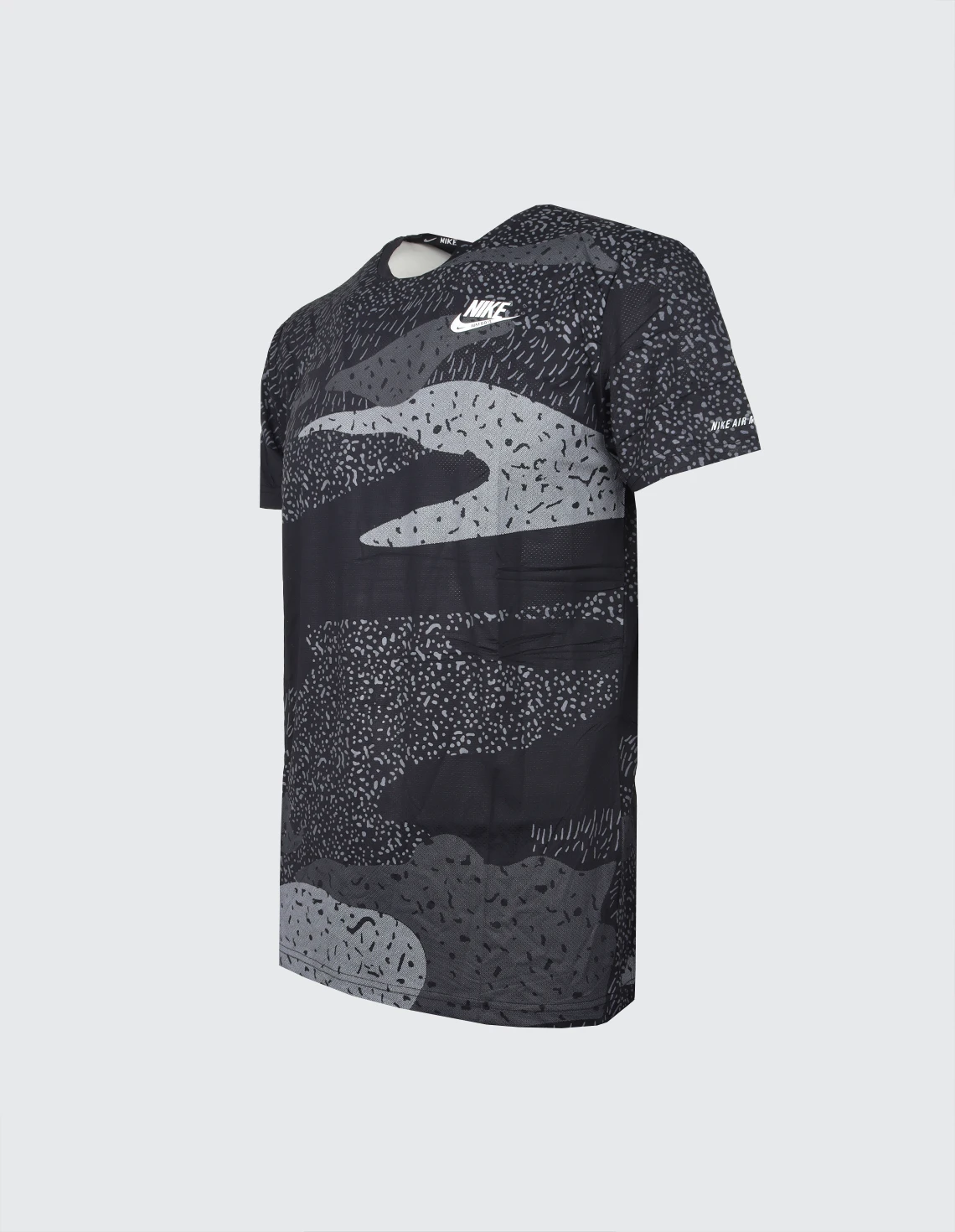 تی شرت ورزشی مردانه نایکی Camo Breeze M