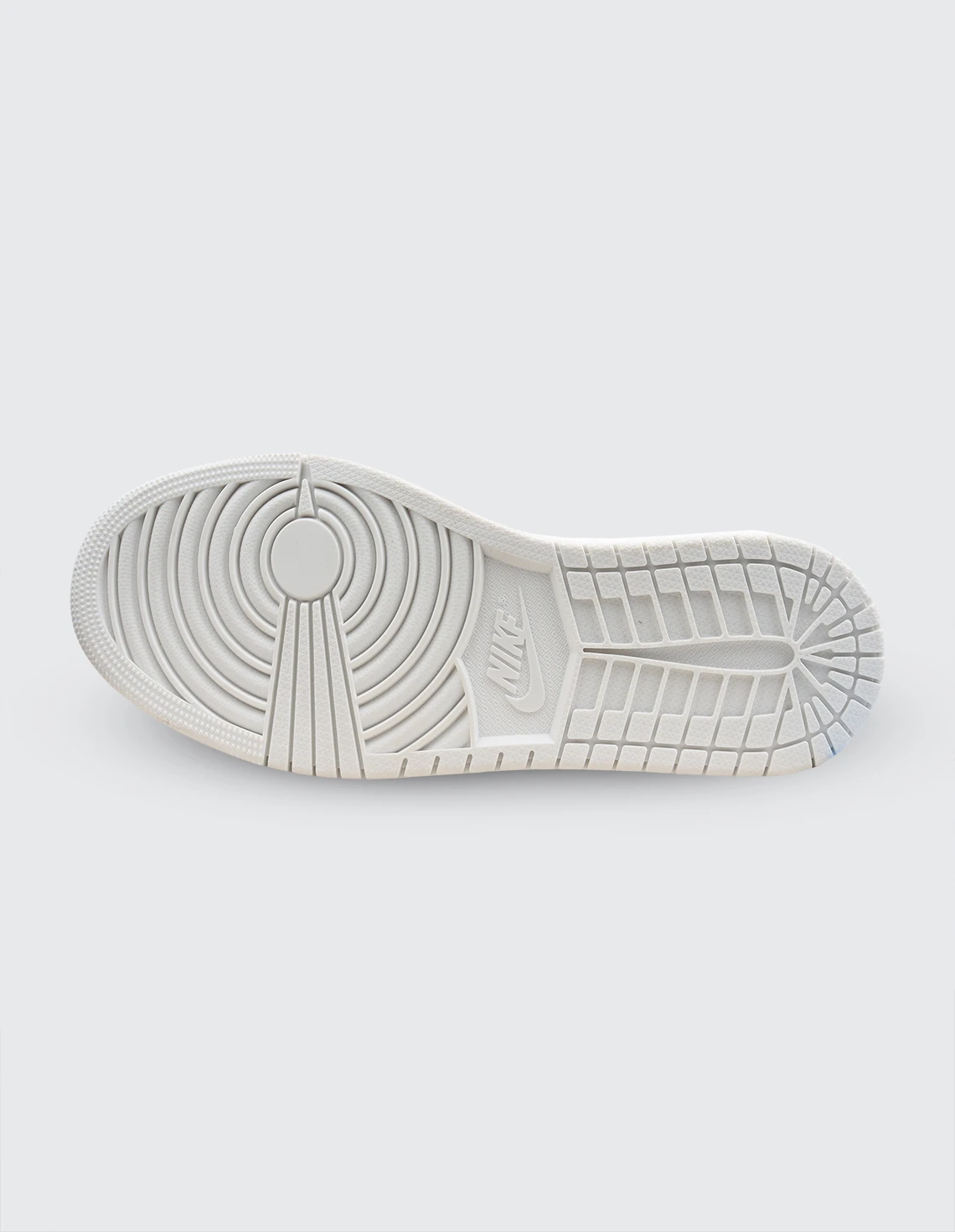 کفش روزانه زنانه نایک Nike Jordan 1 Low Travis Scott W