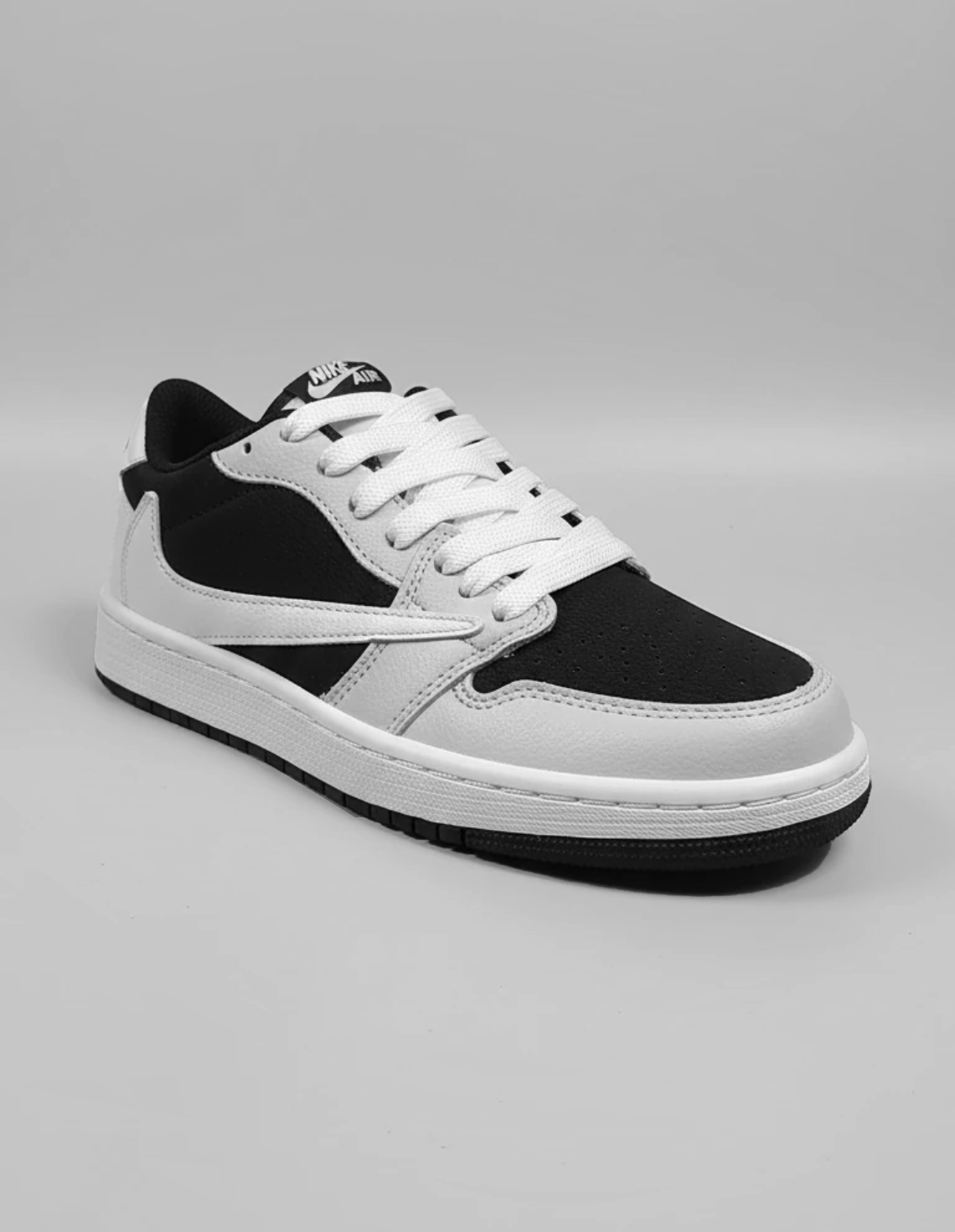 کفش روزانه زنانه نایکی Jordan 1 Low Travis Scott W