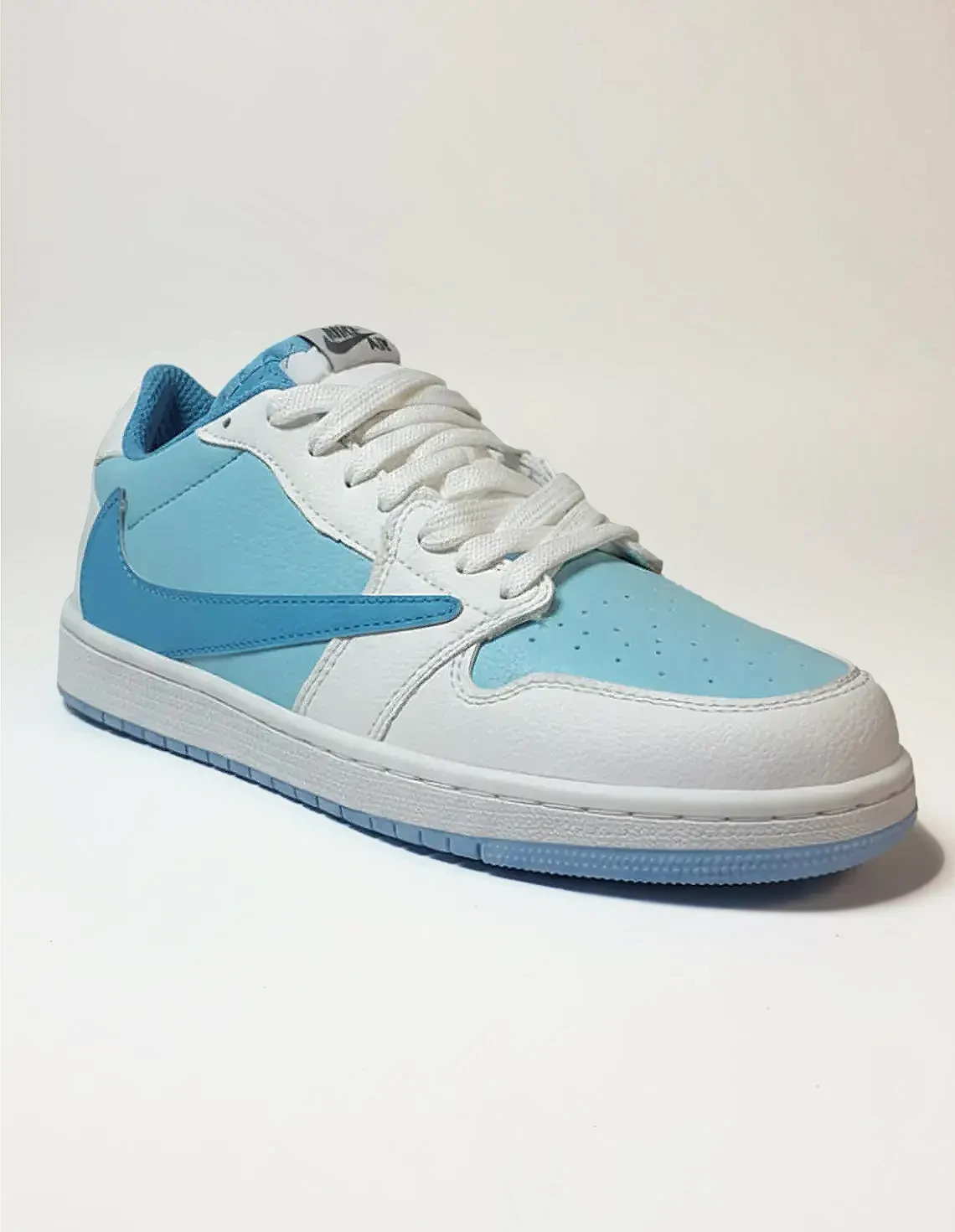 کفش روزانه مردانه نایک Nike Jordan 1 Low Travis Scott  M