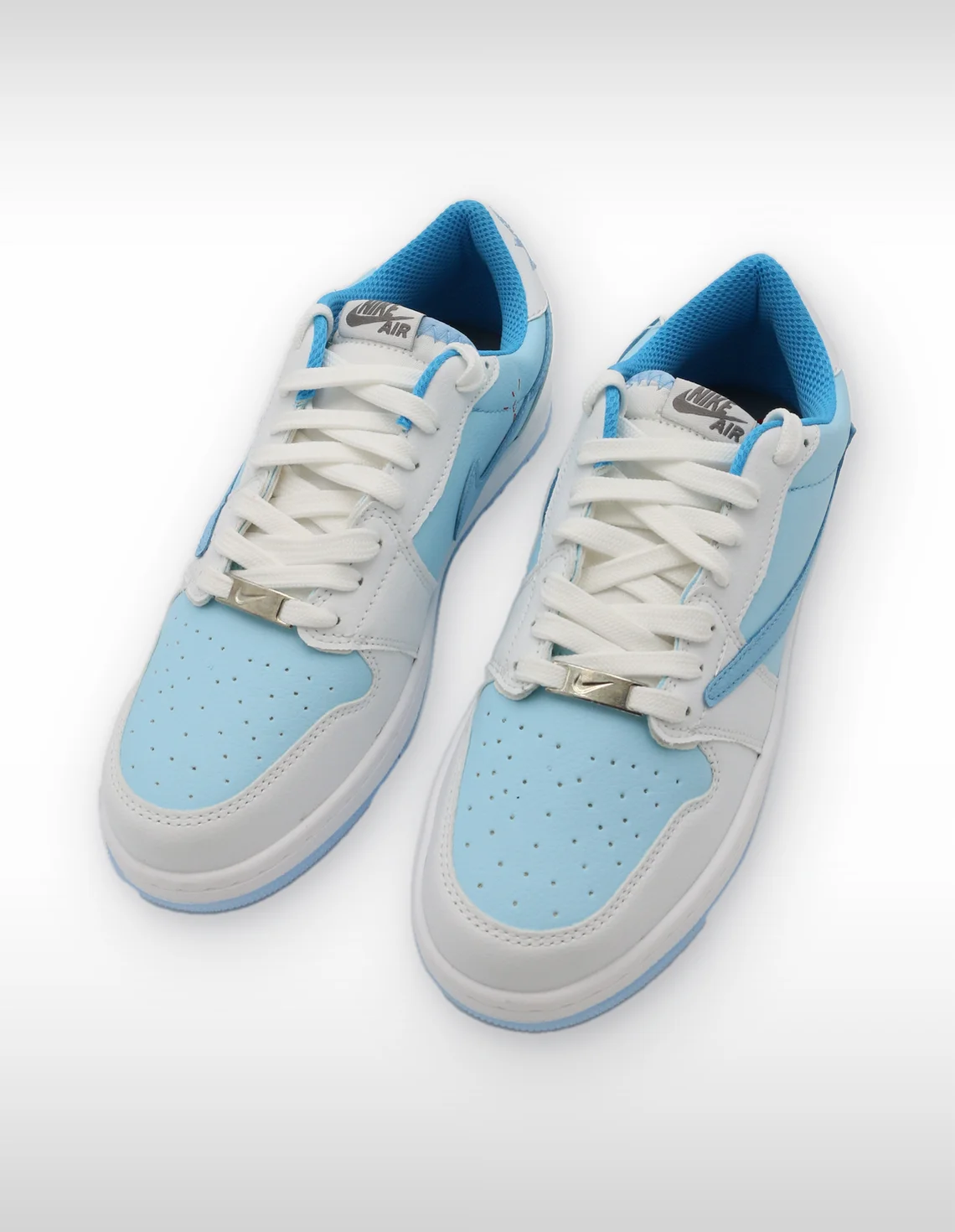 کتونی روزانه مردانه نایک Nike Jordan 1 Low Travis Scott  M