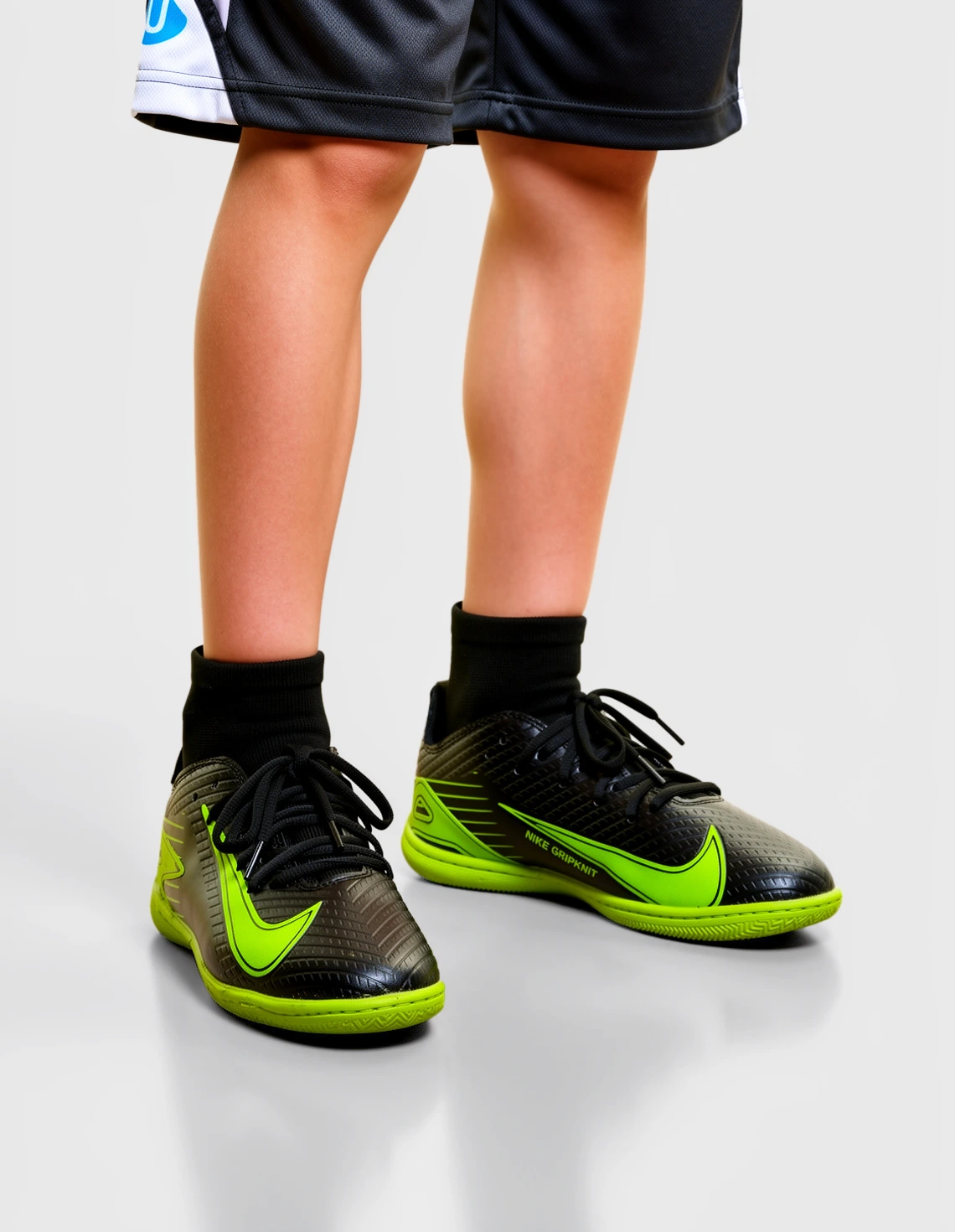 کفش فوتسال پسرانه نایکی Sala Pro Mid J